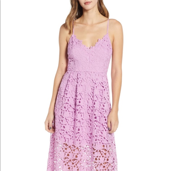 Astr Dresses & Skirts - 🆕 ASTR The Label Lace Midi Dress NWT Light Orchid